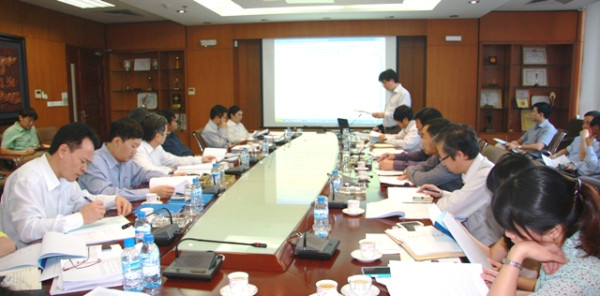 Bộ Xây dựng làm việc với Viglacera về kế hoạch SXKD năm 2013 và các nhiệm vụ trọng tâm